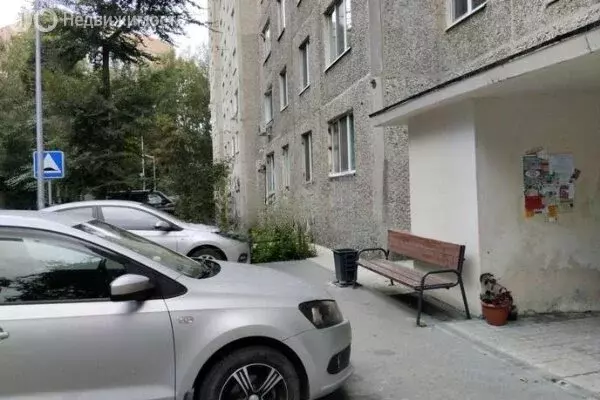 3-комнатная квартира: Тюмень, улица 50 лет Октября, 46 (66 м) - Фото 1