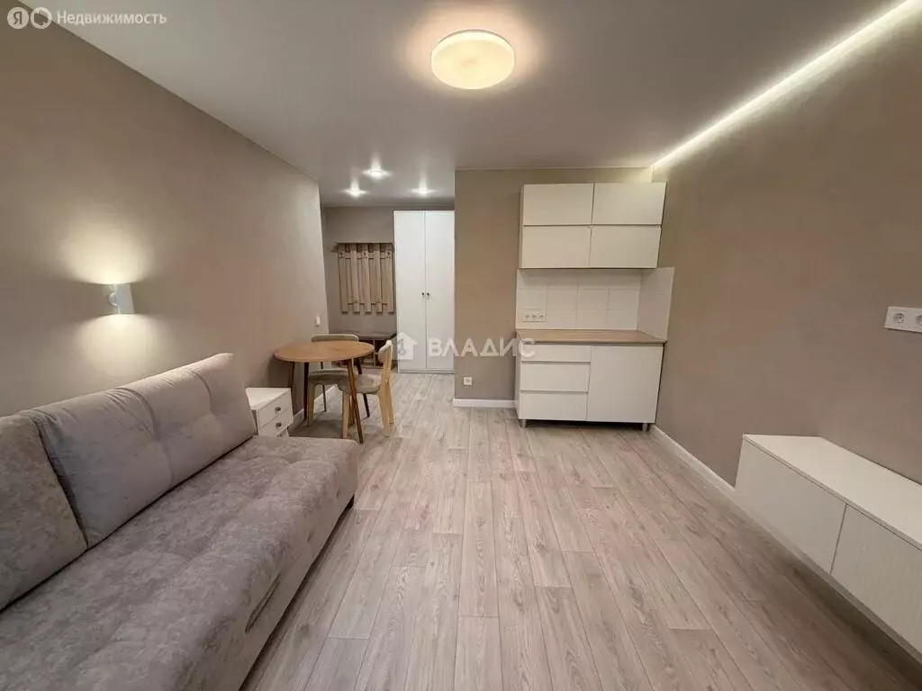 Квартира-студия: Заречный, проспект 30-летия Победы, 32 (19.2 м) - Фото 1