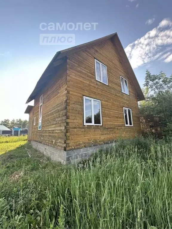 Дом в Башкортостан, Иглинский сельсовет, с. Иглино ул. Набережная, 42 ... - Фото 0