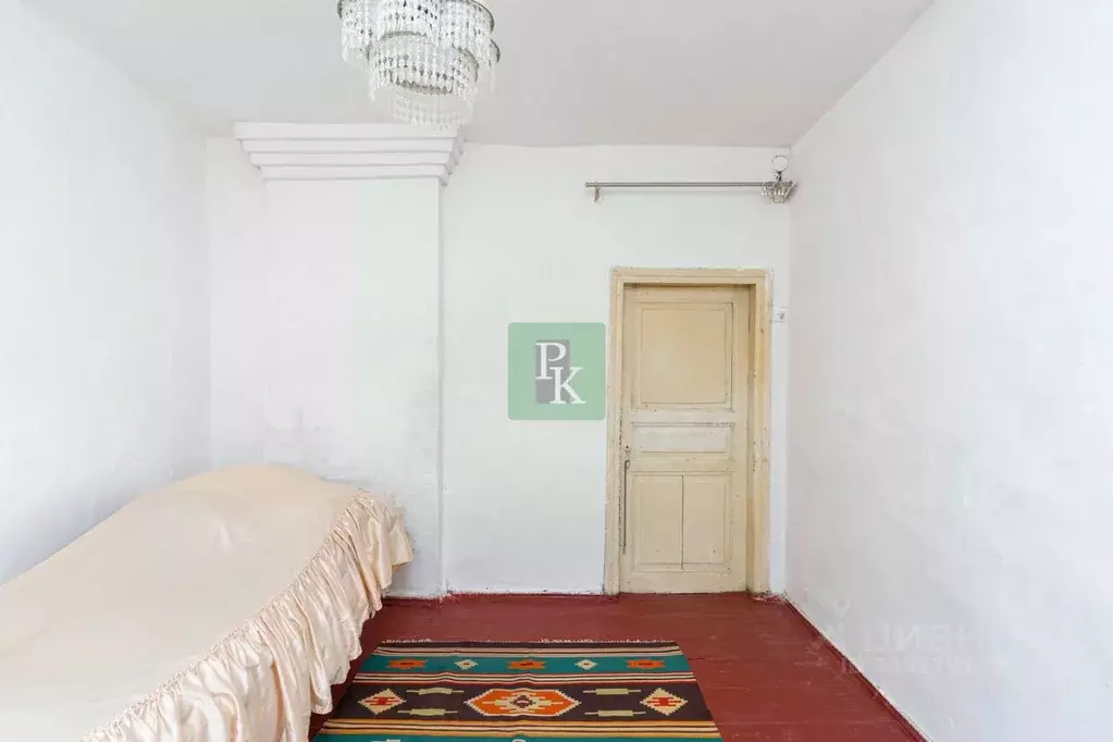 2-к кв. Крым, Симферополь пер. Скифский, 3 (29.9 м) - Фото 0