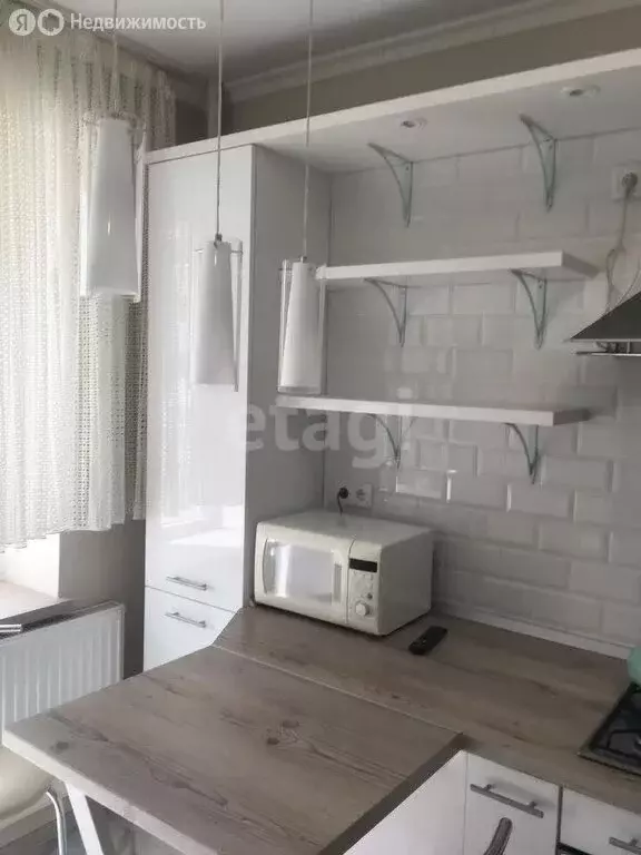 1-комнатная квартира: Калининград, улица Старшины Дадаева, 70 (45.5 м) - Фото 1