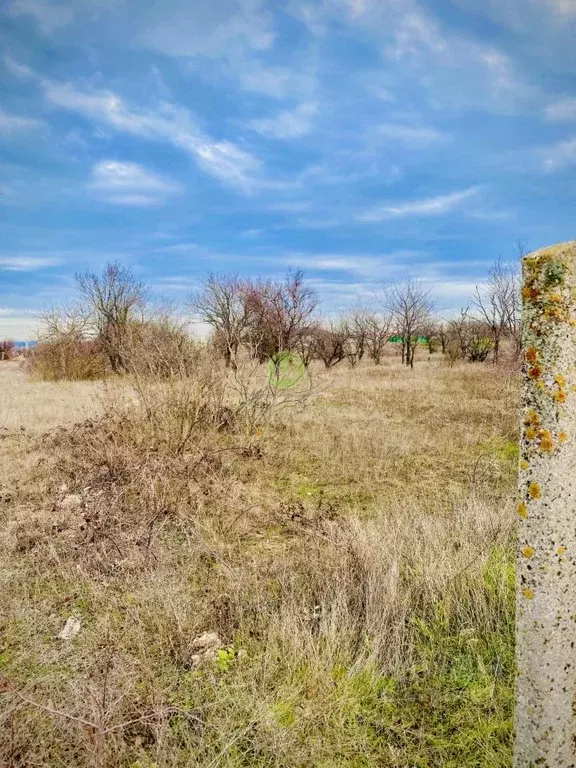 Участок в Крым, Симферопольский район, с. Урожайное  (12.0 сот.) - Фото 2