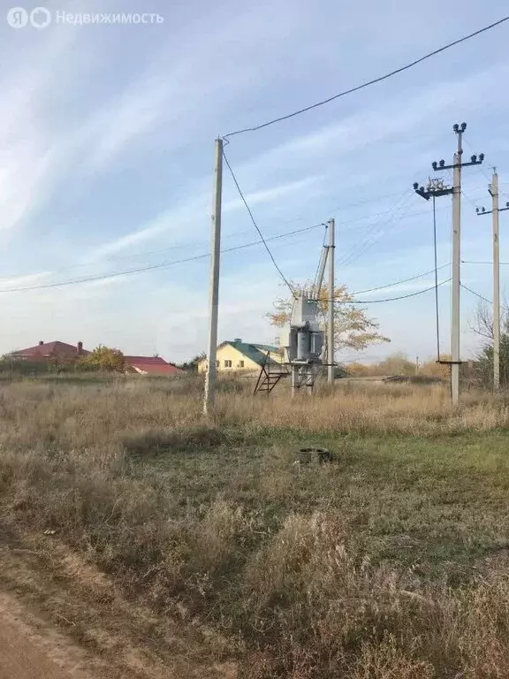 Участок в Энгельсский район, село Красный Яр (1504 м) - Фото 1