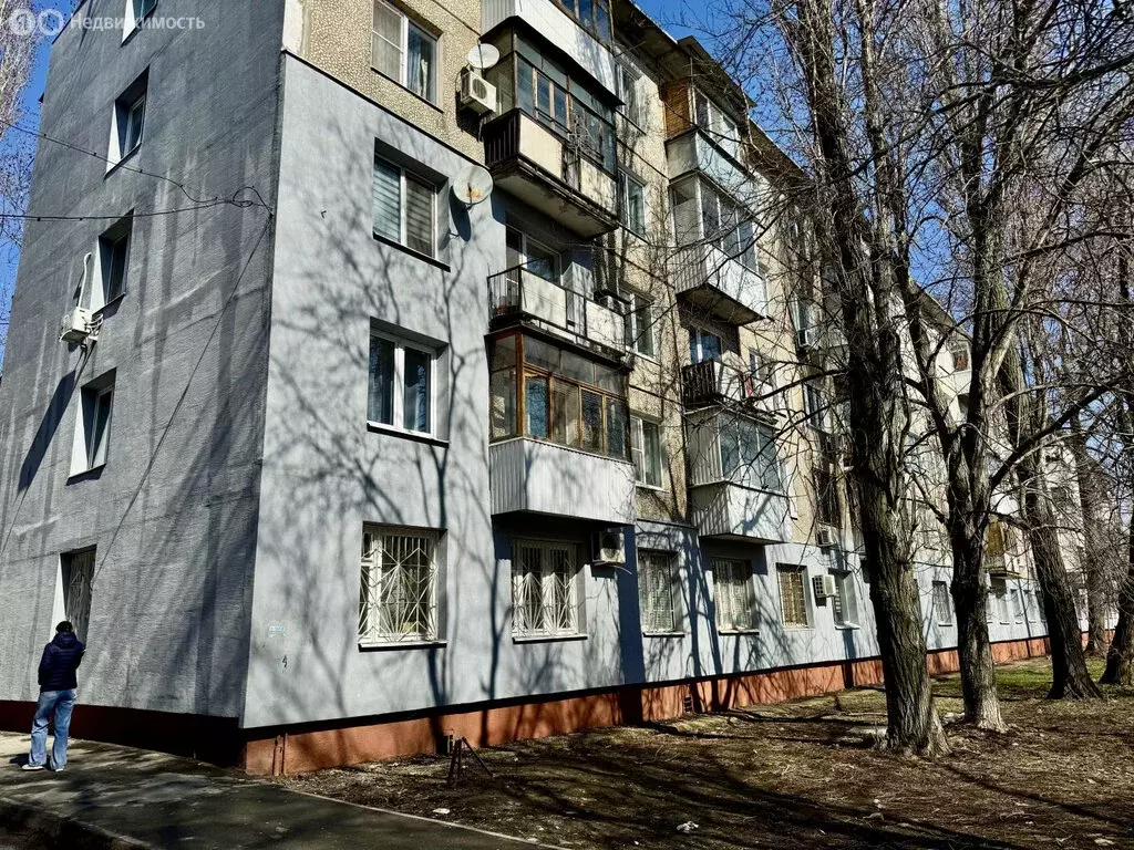 2-комнатная квартира: Саратов, улица имени В.И. Загороднева, 15А (45.2 ... - Фото 1