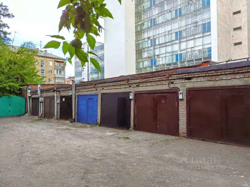 Гараж в Красноярский край, Красноярск просп. Мира, 60 (16 м) - Фото 0