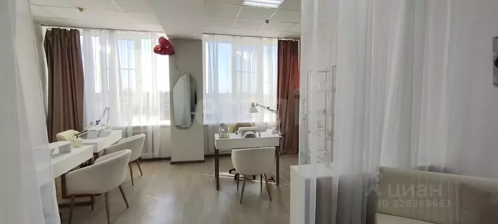 Офис в Псковская область, Псков Октябрьский просп., 56 (36 м) - Фото 2