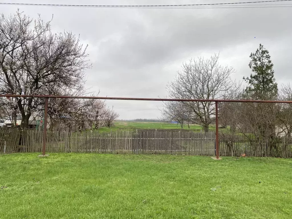 Участок в Краснодарский край, Ейский район, с. Кухаривка Кирпичный ... - Фото 2