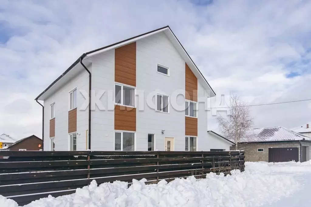 Дом в Новосибирская область, Новосибирский район, Каменский сельсовет, ... - Фото 1