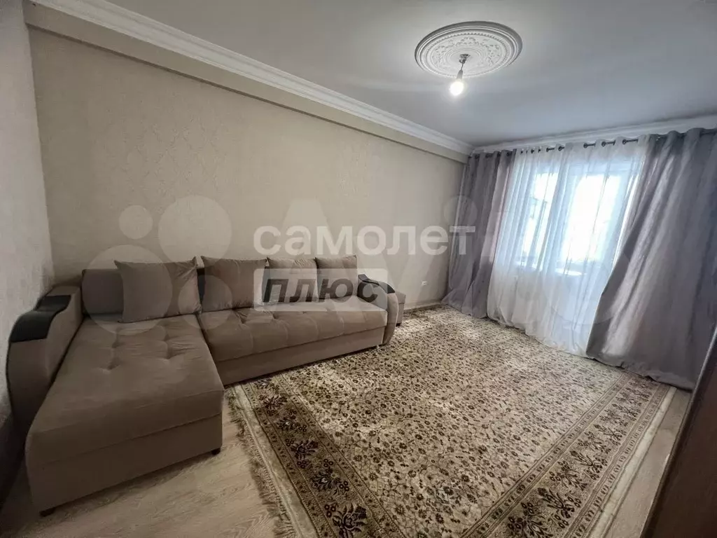 1-к. квартира, 40 м, 9/9 эт. - Фото 1