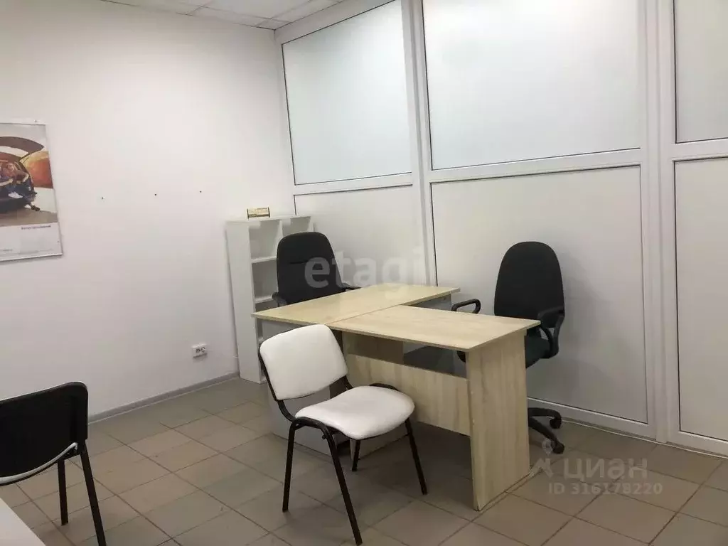 Офис в Пермский край, Пермь ул. Куйбышева, 37 (24 м) - Фото 1