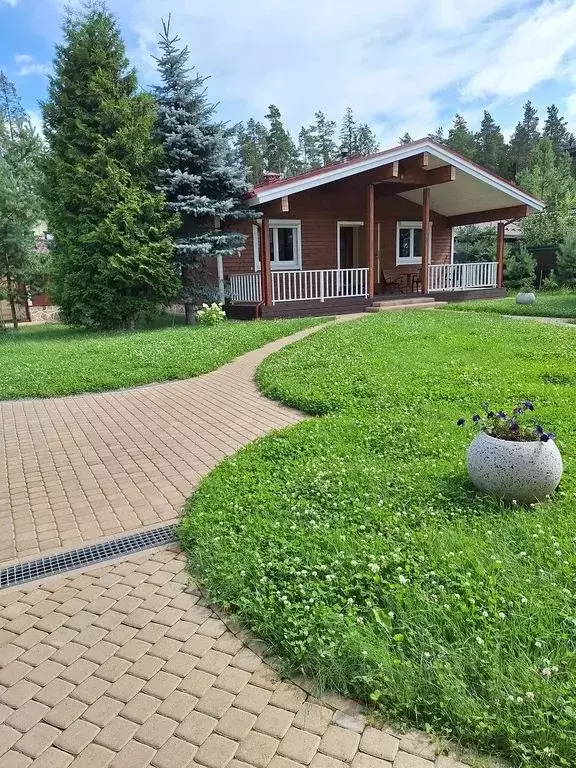 Дом в Ленинградская область, Выборгский район, Рощино пгт ул. ... - Фото 1