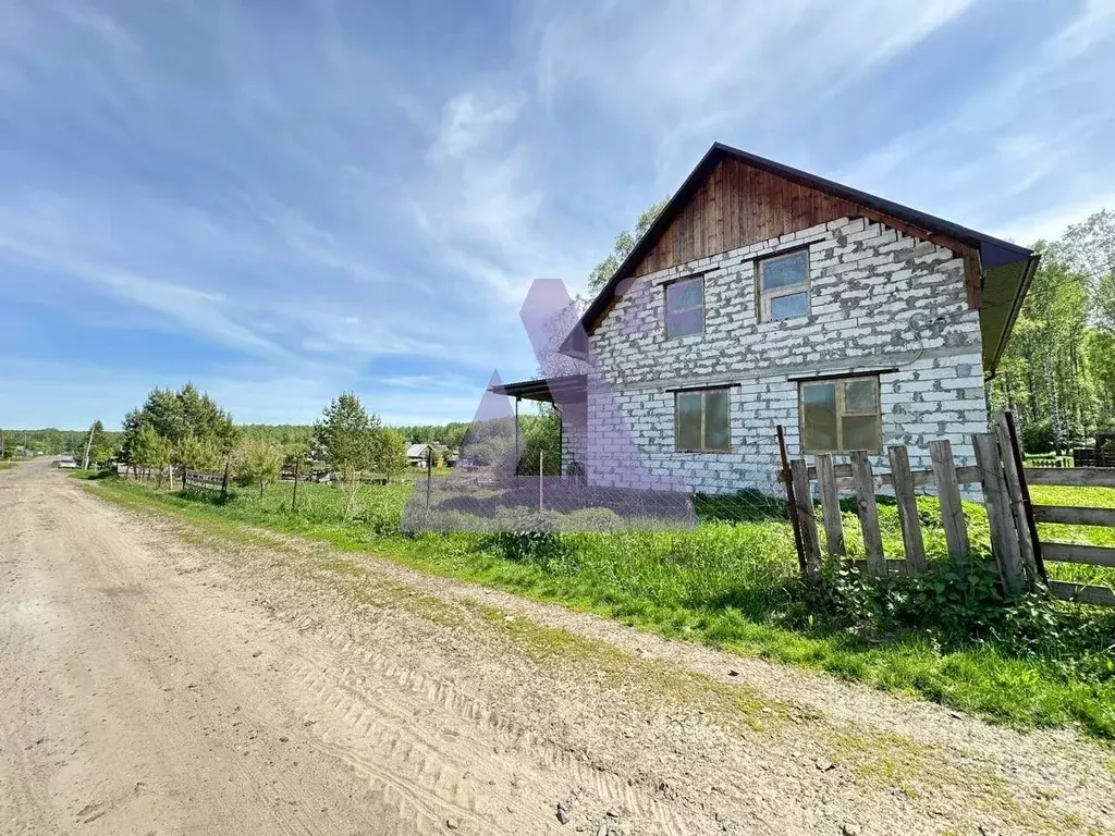 Дом в Алтайский край, Первомайский район, с. Жилино Луговая ул., 72 ... - Фото 1