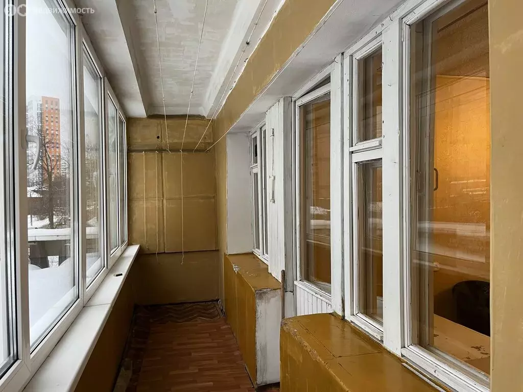 2-комнатная квартира: Пермь, улица Карбышева, 38 (50 м) - Фото 0