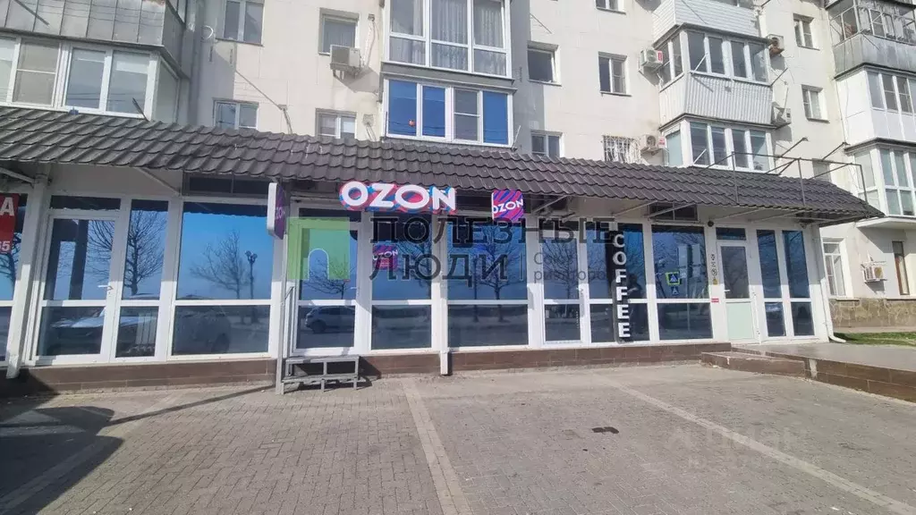 Торговая площадь в Краснодарский край, Новороссийск наб. Адмирала ... - Фото 1