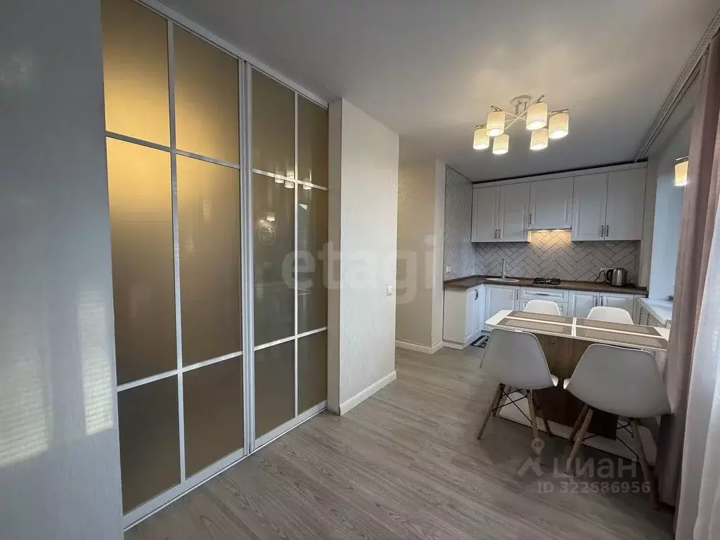 2-к кв. Брянская область, Почеп Стародубская ул., 20 (42.1 м) - Фото 1