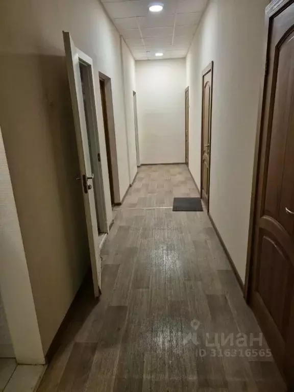 Комната Новосибирская область, Новосибирск ул. Ленина, 18 (10.4 м) - Фото 0
