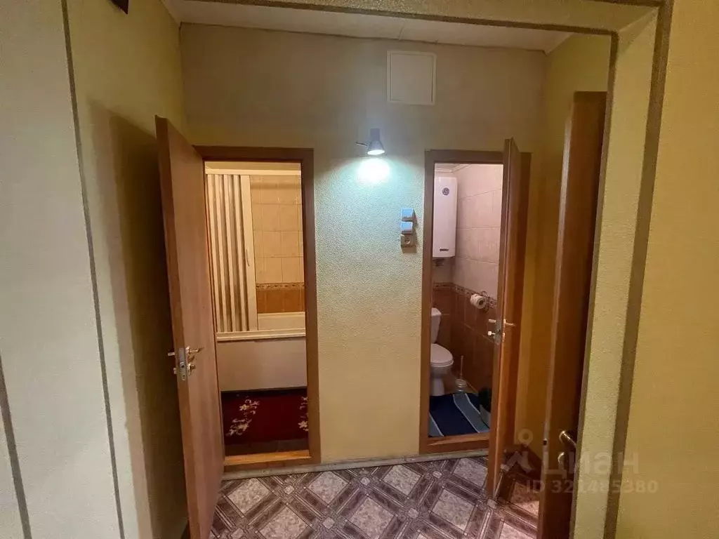 Комната Мурманская область, Мурманск Верхне-Ростинское ш., 1 - Фото 1