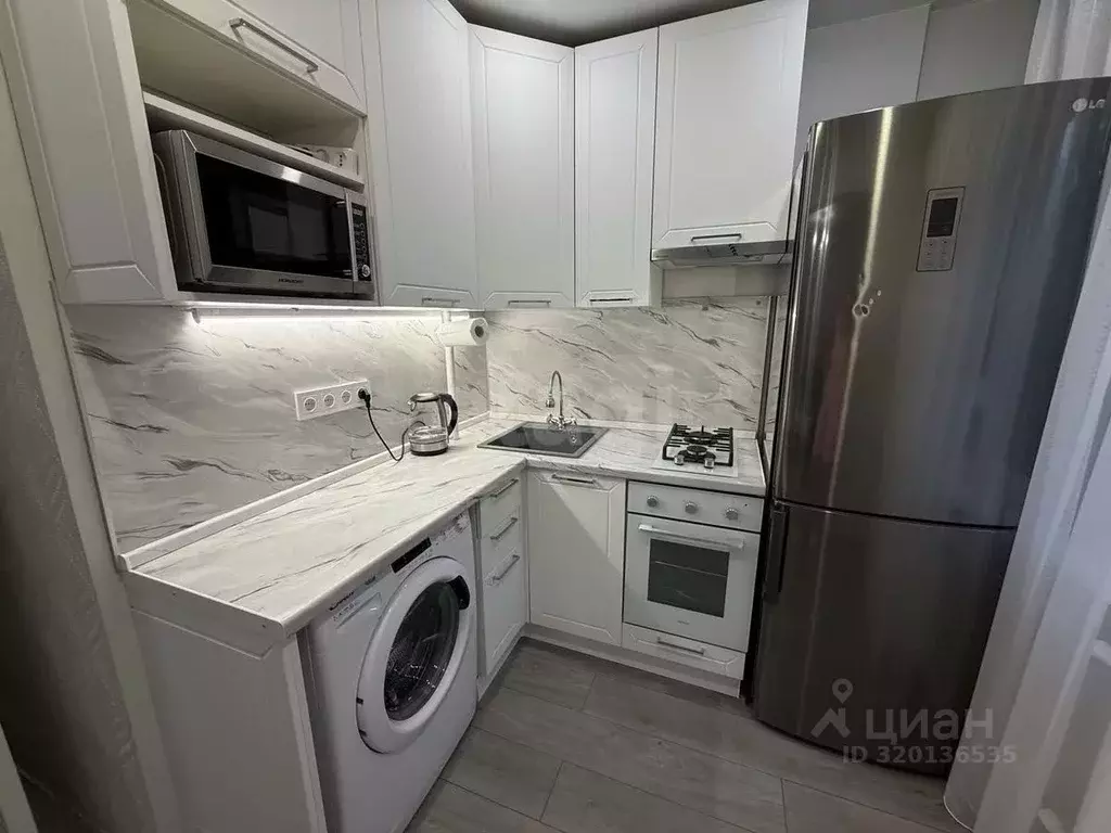 2-к кв. Калужская область, Калуга Турынино мкр, ул. Турынинская, 12 ... - Фото 2