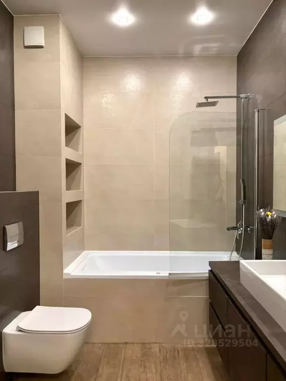 2-к кв. Московская область, Химки Клязьма-Старбеево мкр, Международный ... - Фото 1