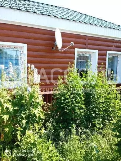 Дом в Омская область, Кормиловский район, с. Сыропятское Береговая ... - Фото 1