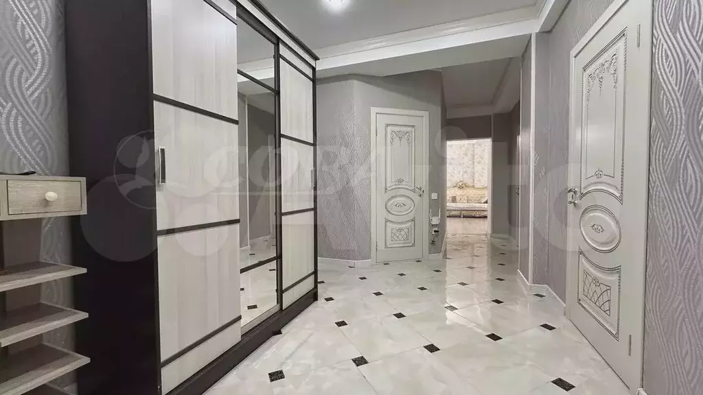 3-к. квартира, 101 м, 8/12 эт. - Фото 0