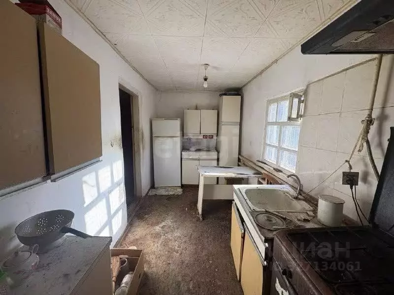 Дом в Белгородская область, Корочанский район, Бехтеевское с/пос, с. ... - Фото 1