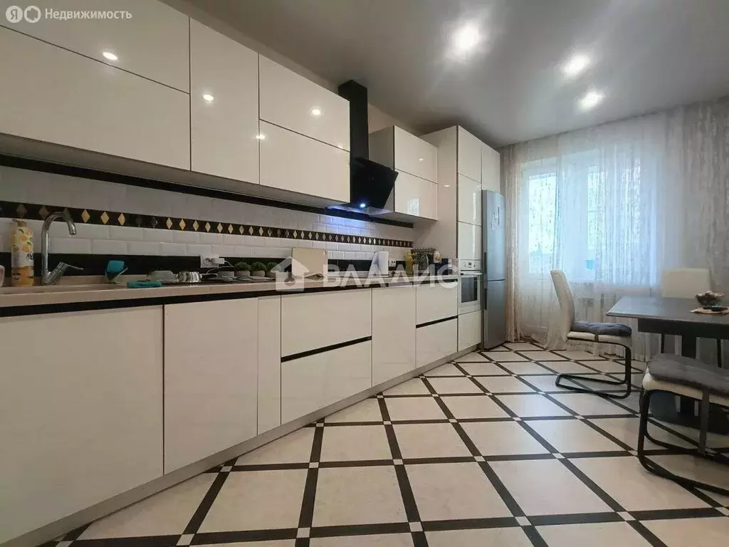 3-комнатная квартира: Засечное, Олимпийская улица, 8 (88 м) - Фото 0
