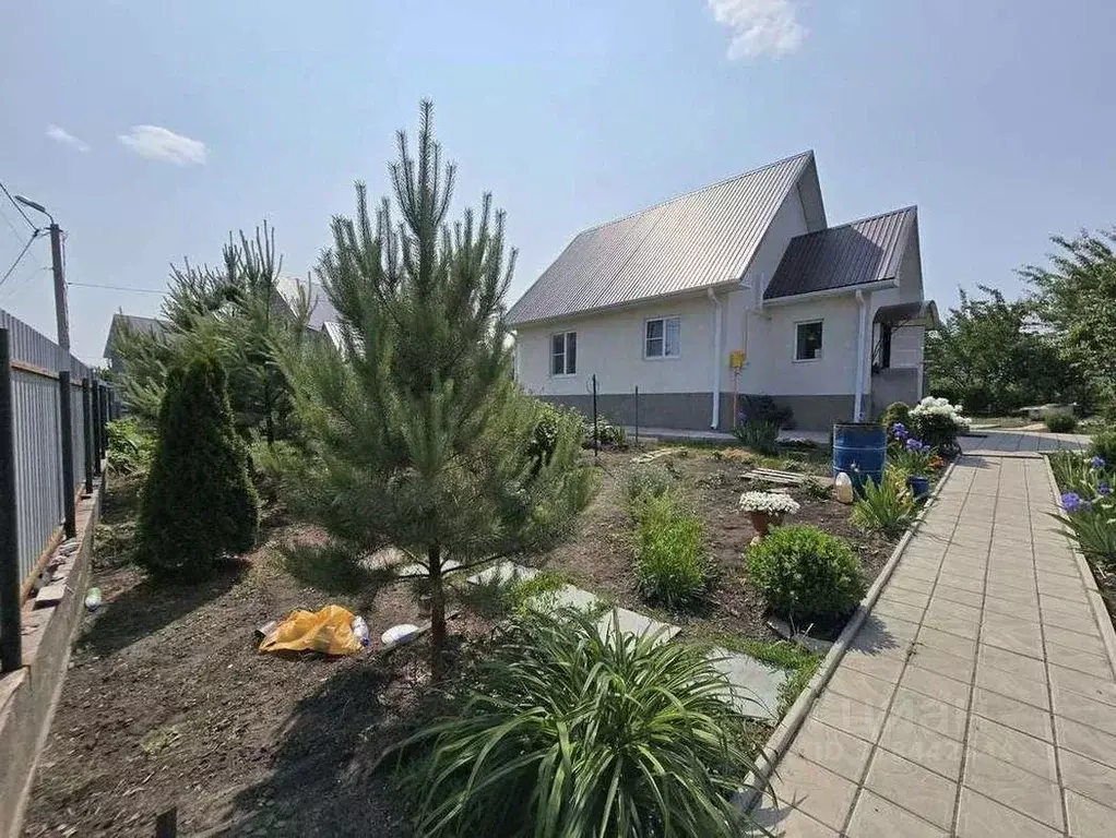 Дом в Белгородская область, Старый Оскол ул. Софийская (50 м) - Фото 1