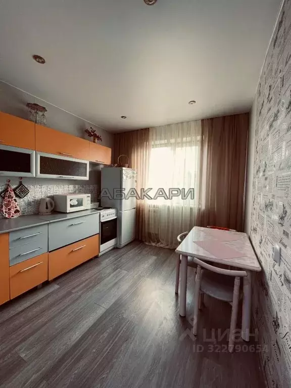 1-к кв. Красноярский край, Красноярск Взлетная ул., 10 (42.0 м) - Фото 1