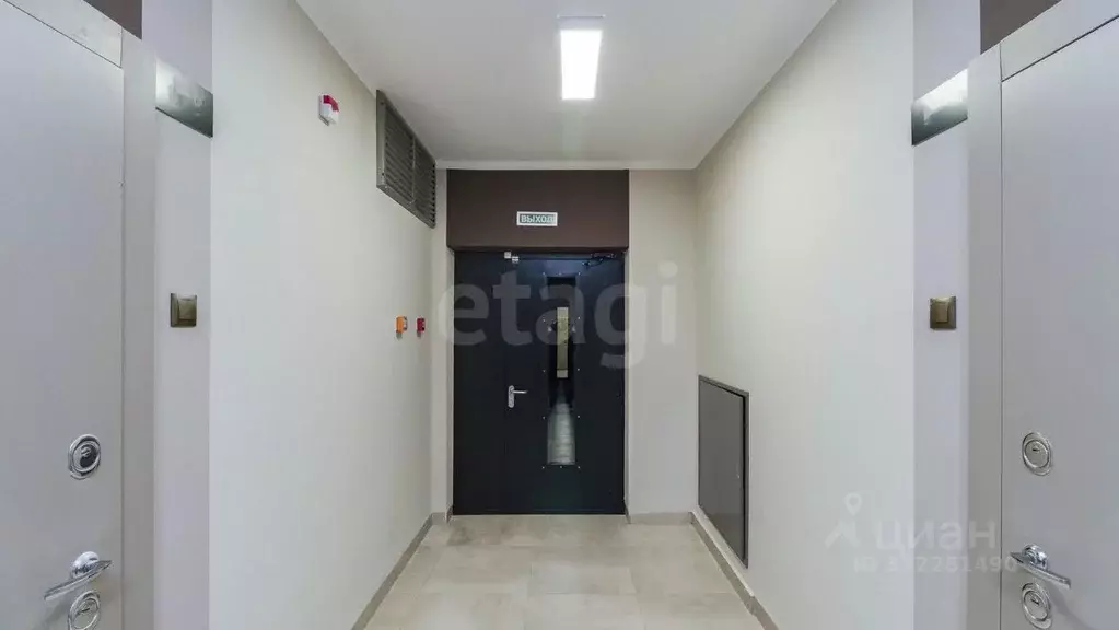 1-к кв. Тюменская область, Тюмень Новгородская ул., 14 (32.5 м) - Фото 1