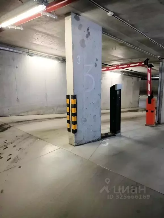 Гараж в Санкт-Петербург бул. Александра Грина, 1 (14 м) - Фото 1