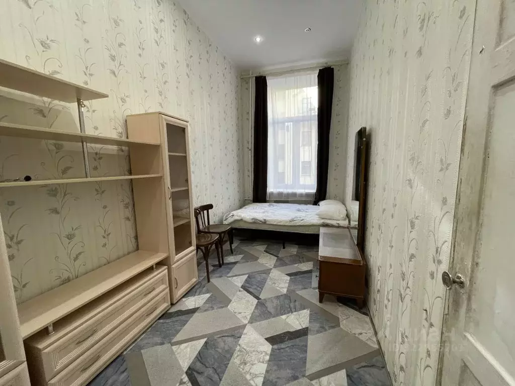 Комната Санкт-Петербург Большая Конюшенная ул., 19/8 - Фото 1