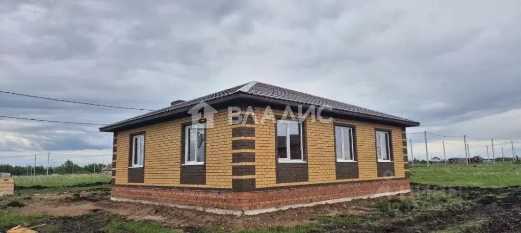 Дом в Башкортостан, Стерлитамакский район, д. Казадаевка ул. Победы ... - Фото 1