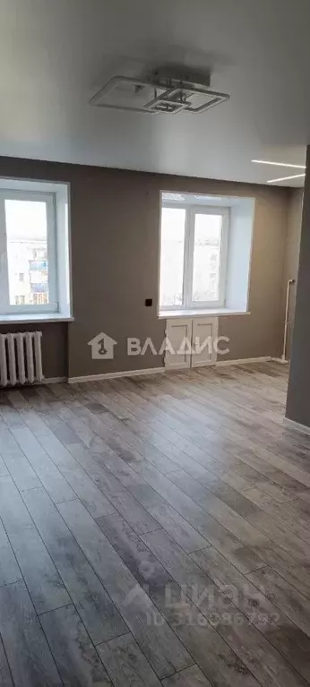 2-к кв. Башкортостан, Стерлитамак Коммунистическая ул., 20 (45.0 м) - Фото 0