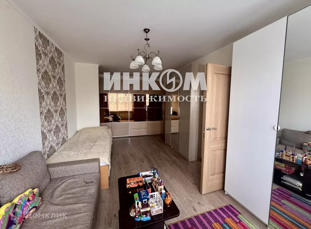 Продаётся 3-к квартира, 50 м - Фото 1
