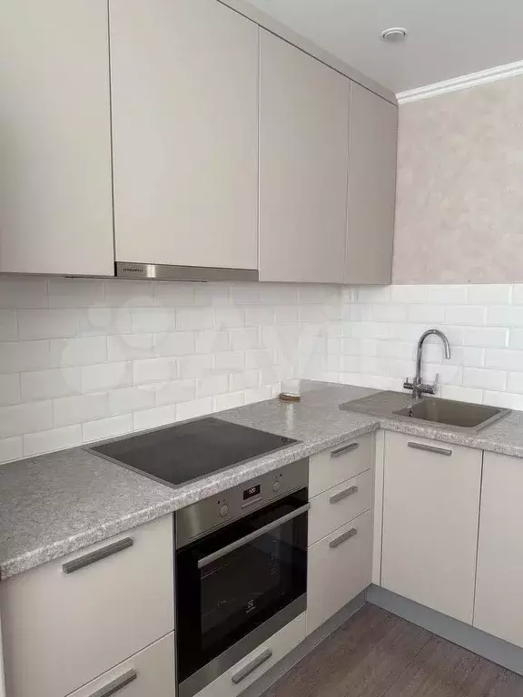 2-к. квартира, 50 м, 8/9 эт. - Фото 0