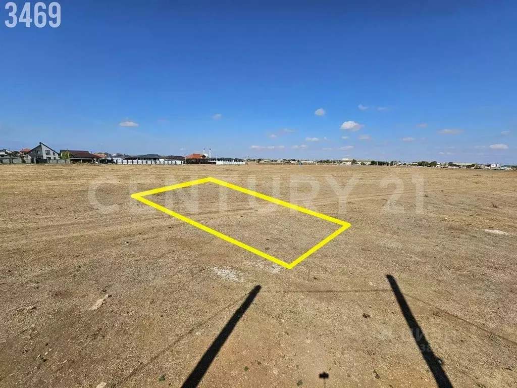 Участок в Крым, Сакский район, с. Уютное ул. Ленинградская (6.0 сот.) - Фото 2