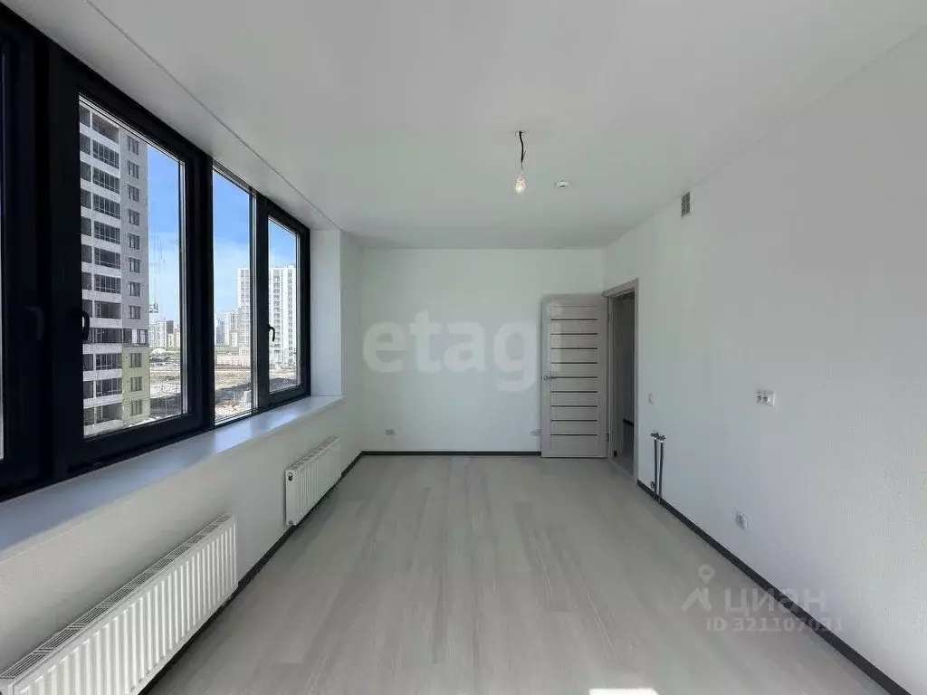 2-к кв. Свердловская область, Екатеринбург ул. Академика Ландау, 32 ... - Фото 0