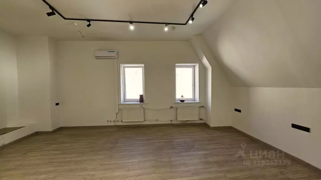 Офис в Санкт-Петербург 1-я Советская ул., 6 (110 м) - Фото 1