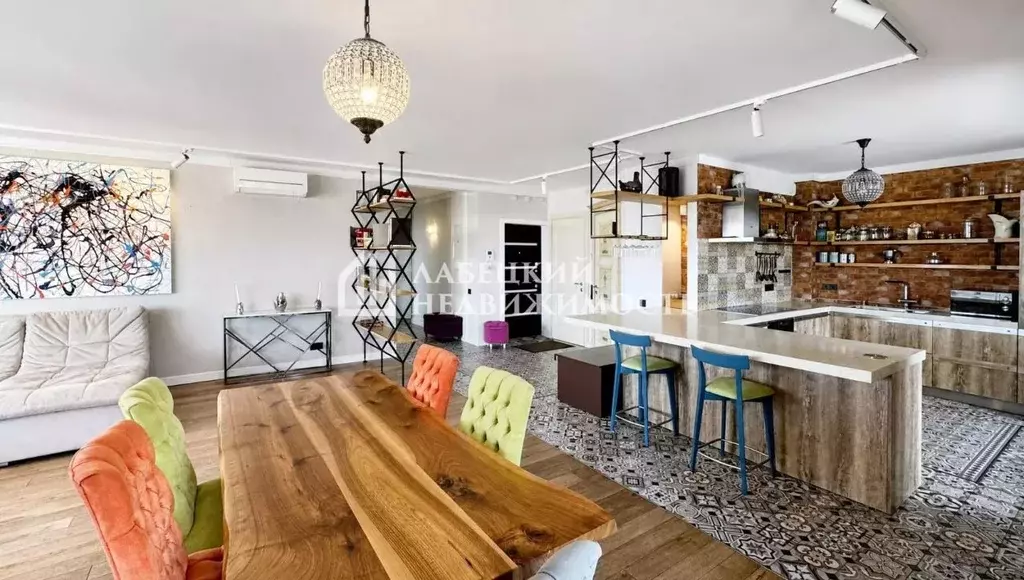 3-к кв. Санкт-Петербург Ушаковская наб., 1к4 (124.0 м) - Фото 1