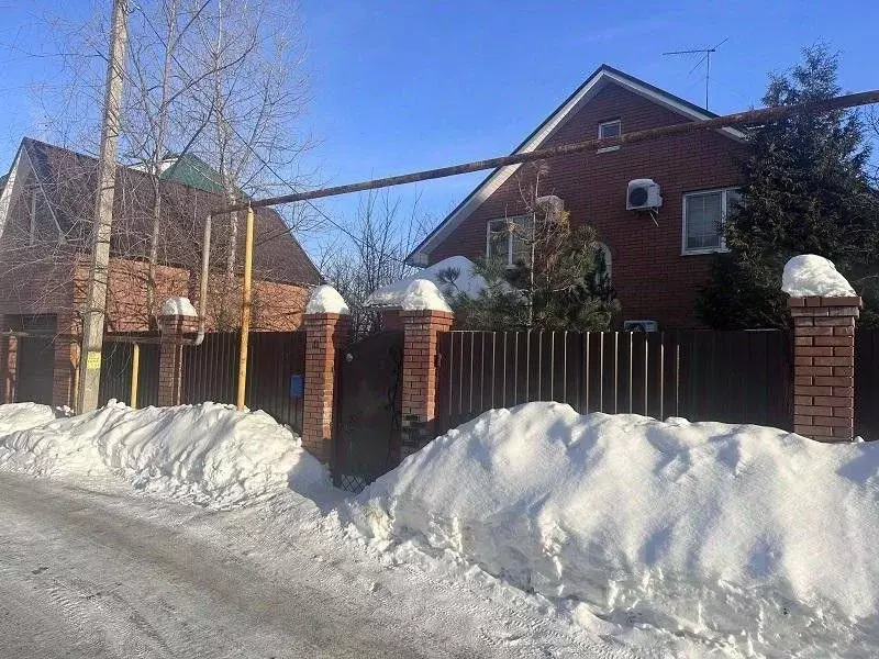 Дом в Самарская область, Новокуйбышевск пос. Гранный, ул. Обкомовская, ... - Фото 0