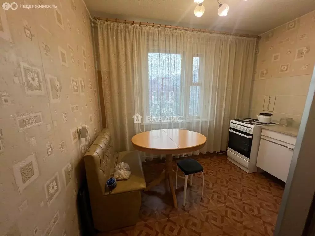 2-комнатная квартира: Сыктывкар, улица Красных Партизан, 48 (51.1 м) - Фото 1