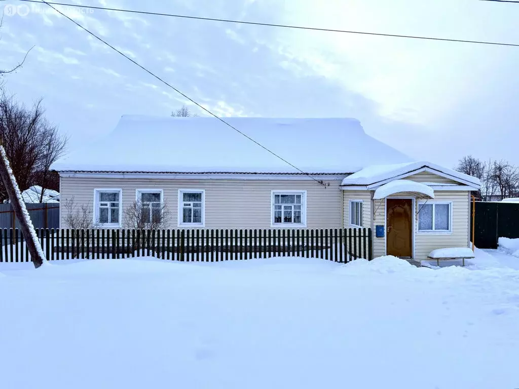 Дом в посёлок городского типа Большое Полпино, улица Лермонтова, 47 ... - Фото 1