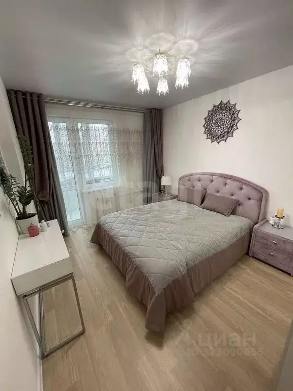 3-к кв. Калужская область, Калуга ул. Спартака, 15 (70.8 м) - Фото 0