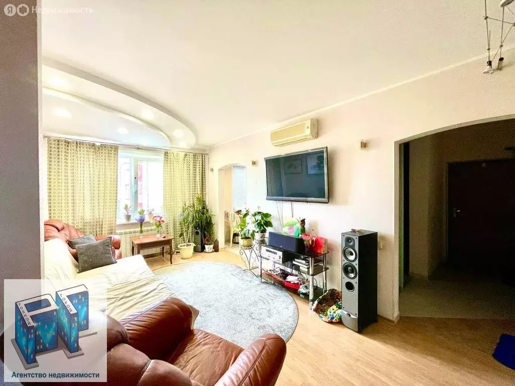 4-комнатная квартира: Волжский, проспект Дружбы, 85 (79.7 м) - Фото 1