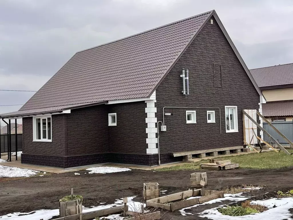 Дом в Оренбургская область, Оренбургский район, с. Подгородняя ... - Фото 0