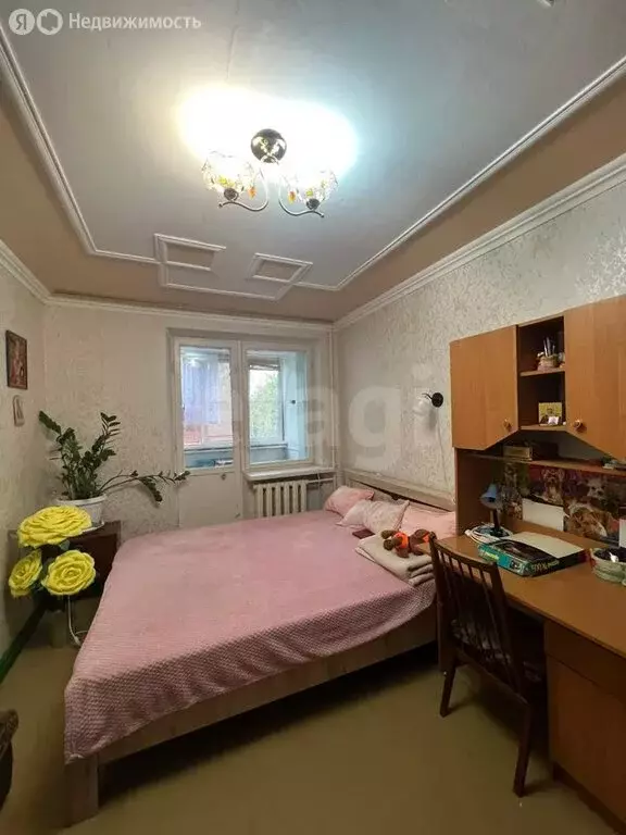 2-комнатная квартира: Белогорск, улица Гагарина, 2 (50 м) - Фото 0
