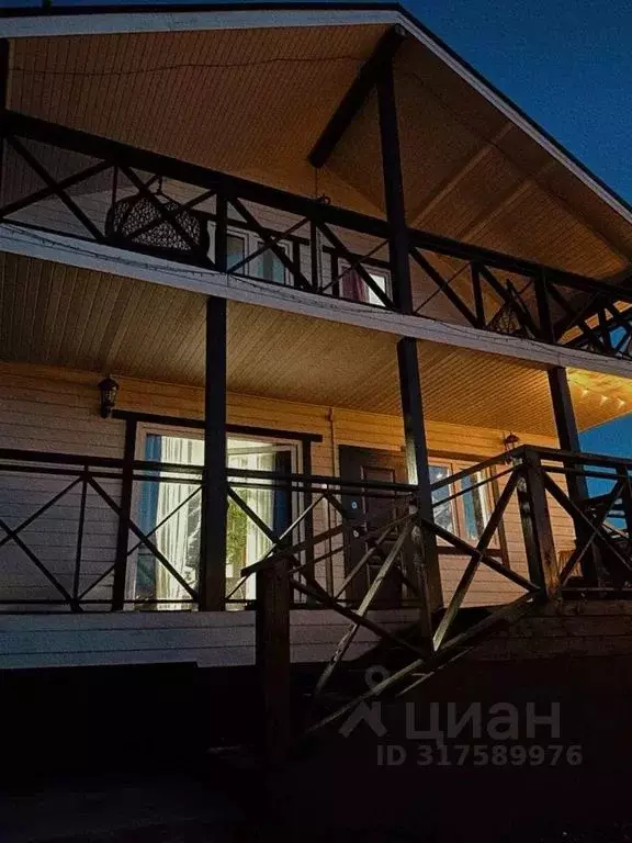Дом в Ленинградская область, Приозерский район, Сосновское с/пос, д. ... - Фото 0