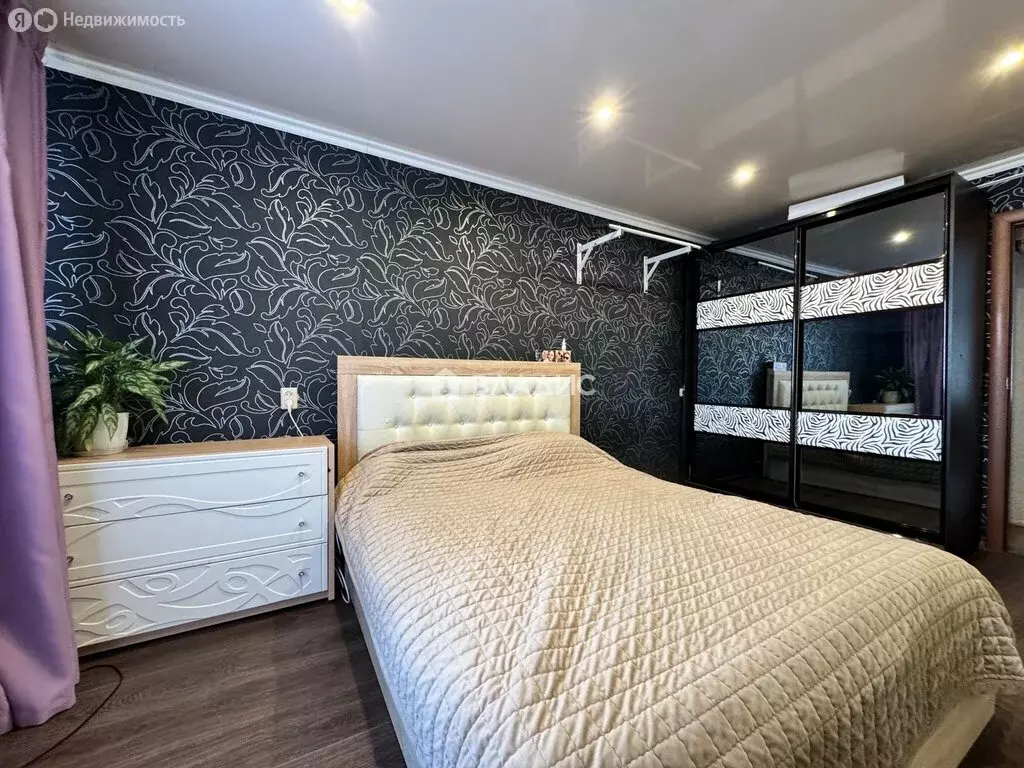 3-комнатная квартира: Пенза, улица 8 Марта, 25 (61 м) - Фото 1