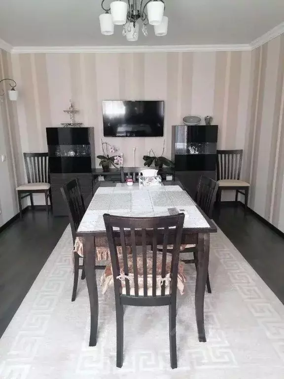 Квартира, 4 комнаты, 137.1 м - Фото 1